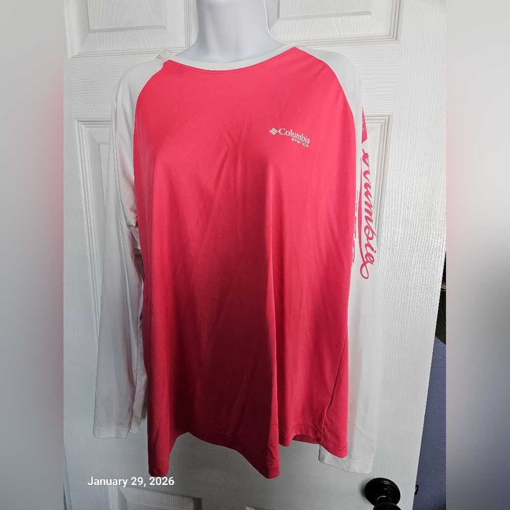 Columbia PFG Two-Tone Pink and White Long Sleeve Shirt